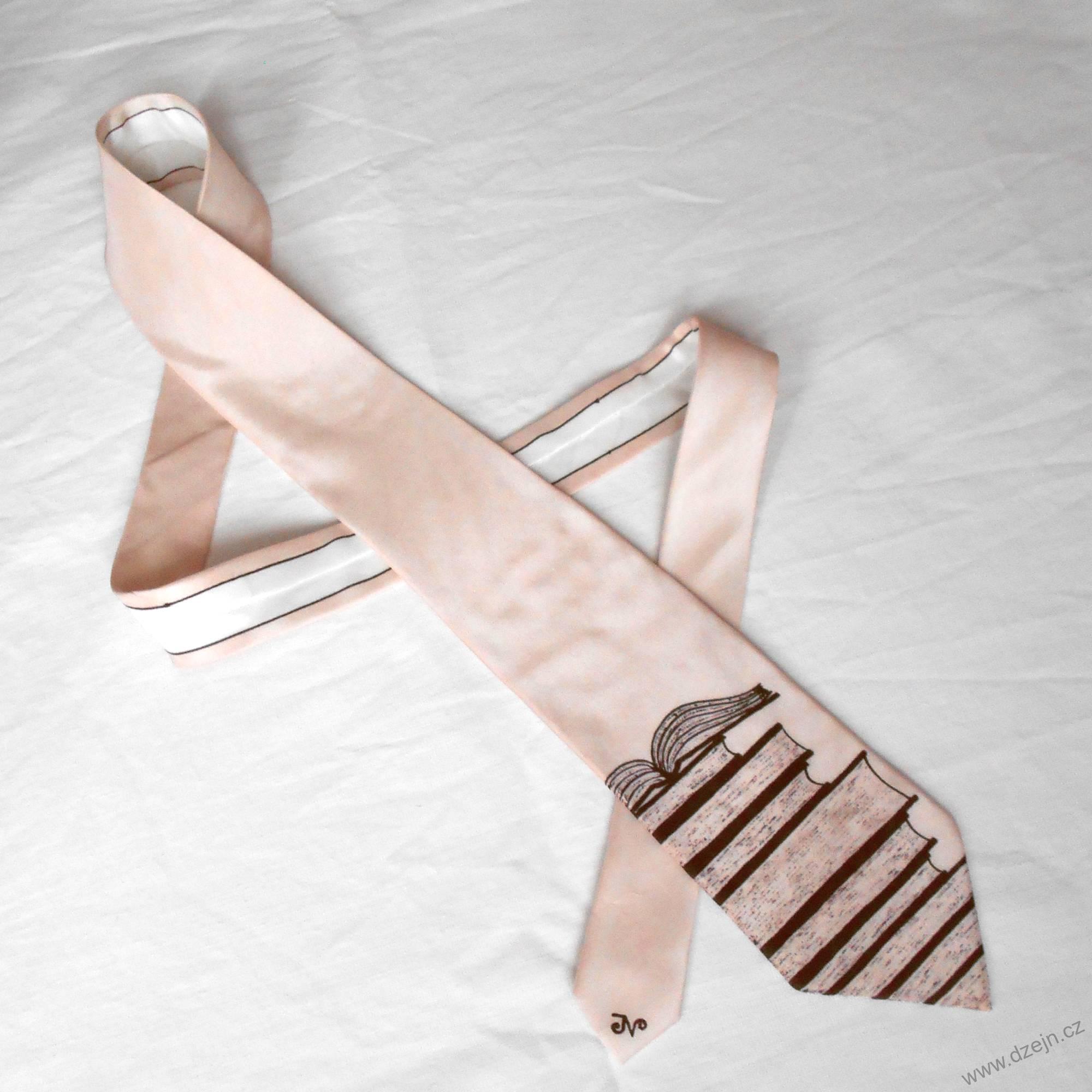 Béžová kravata s knihami - světlá