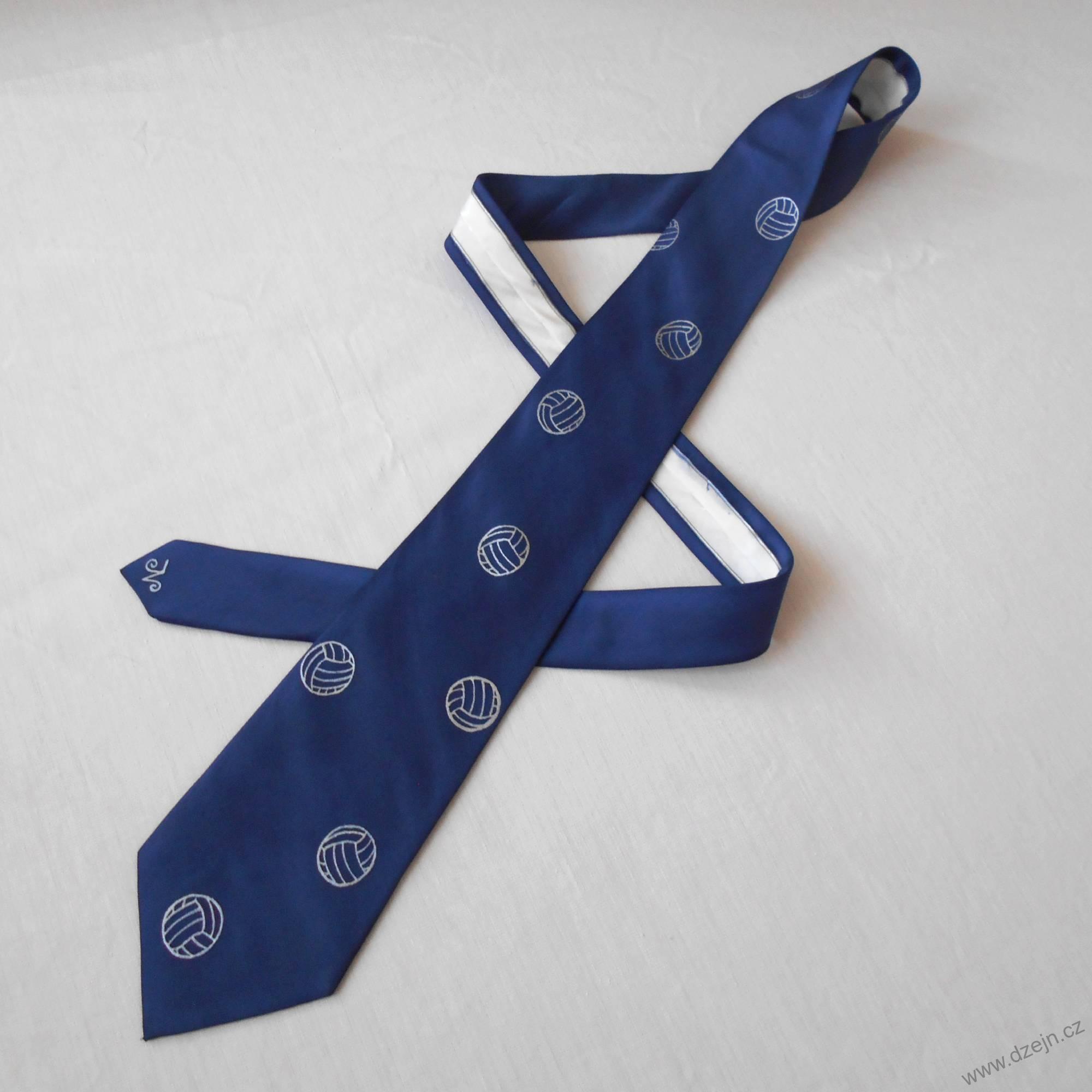 Tmavě modrá kravata s volejbalovými míči