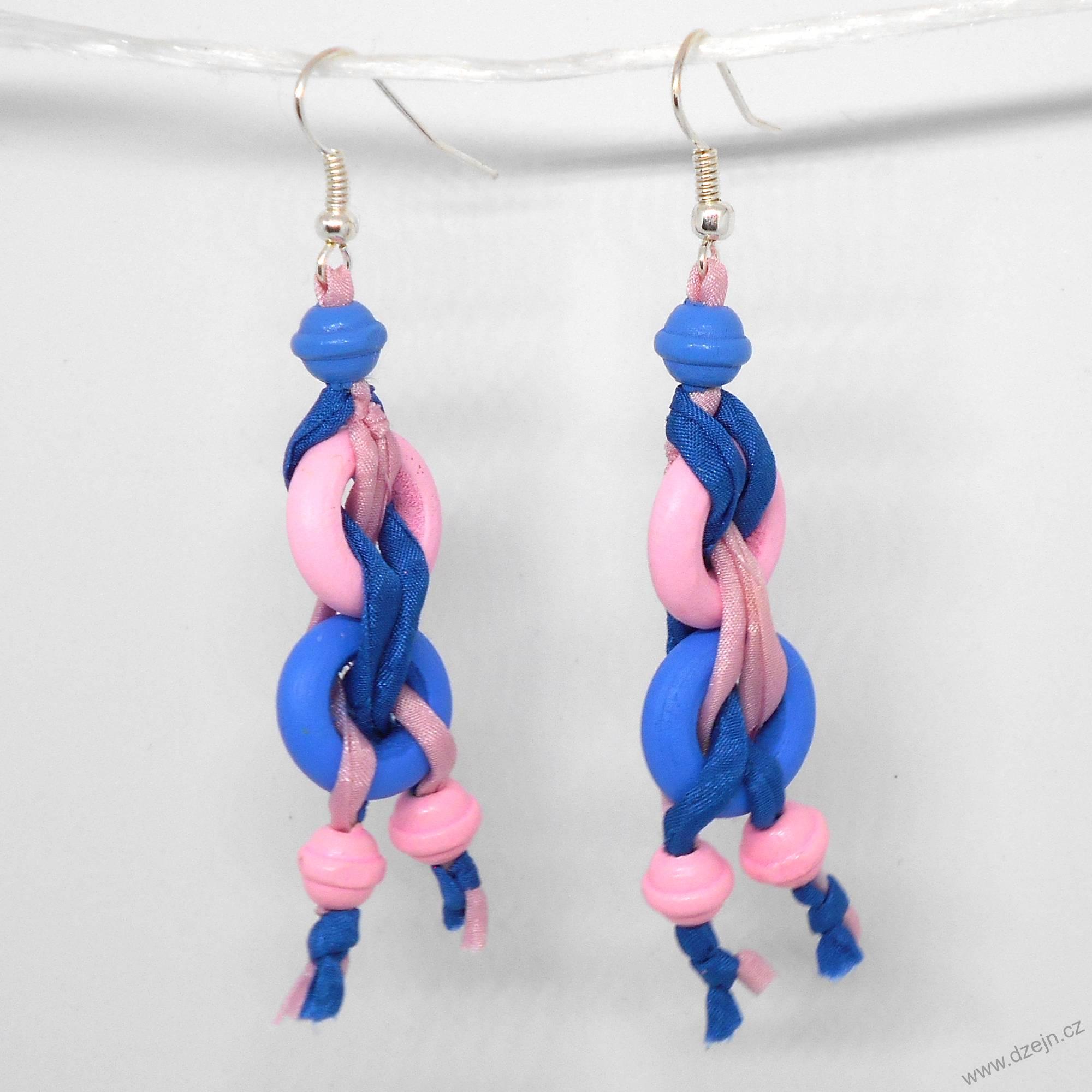 Růžovo-modré náušnice hedvábí-dřevo