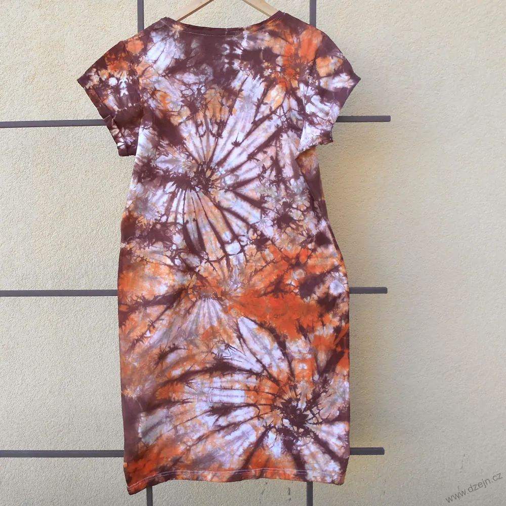 Dámské bílo-oranžovo-hnědé batikované šaty