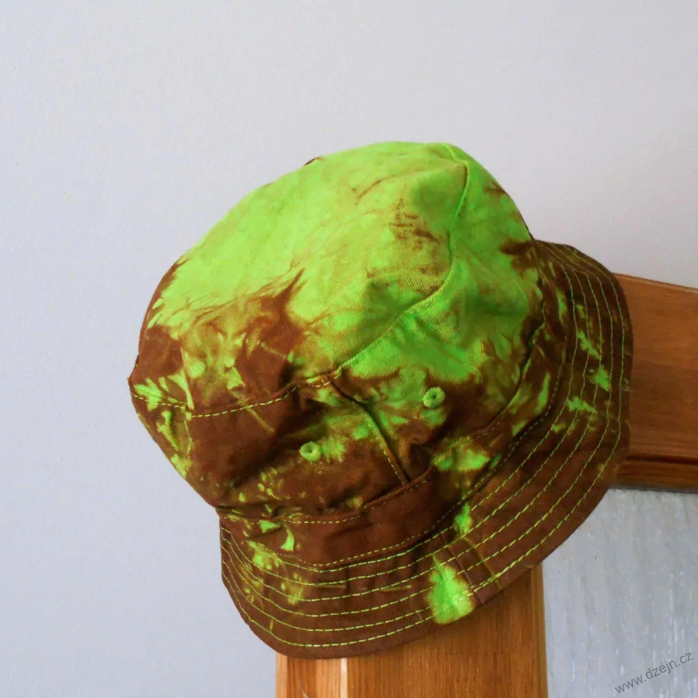 Batikovaný dětský klobouček - zeleno-černý