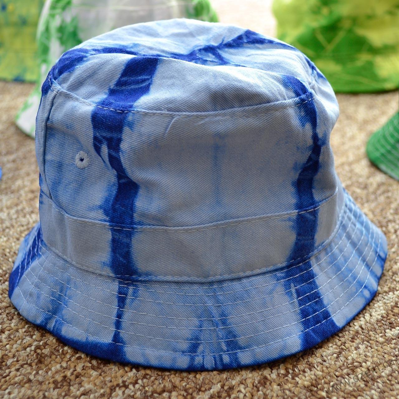 Batikovaný dětský klobouček - modrý