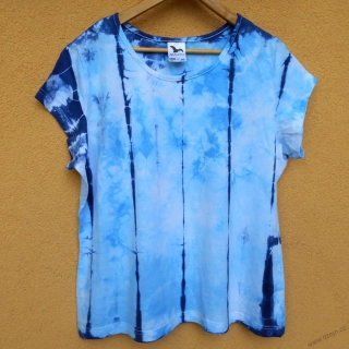 Bílo-modré batikované dámské triko XXL