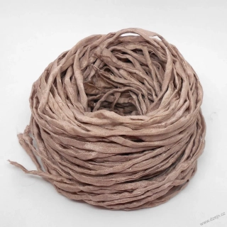 Hedvábná šňůrka caffe latte světlejší