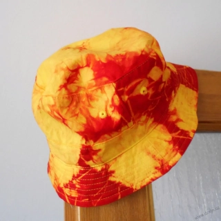 Batikovaný klobouček - žluto-červený
