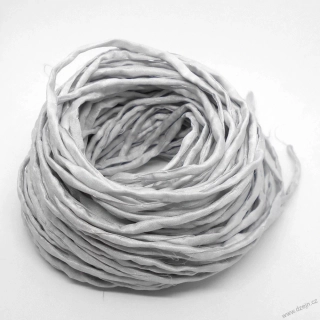 Hedvábná šňůrka světloučká šedá