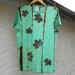 Mentolovo-hnědé batikované triko s listy M