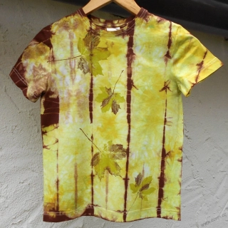 Bílo-žutozeleno-hnědé dětské triko s listy (8 let)