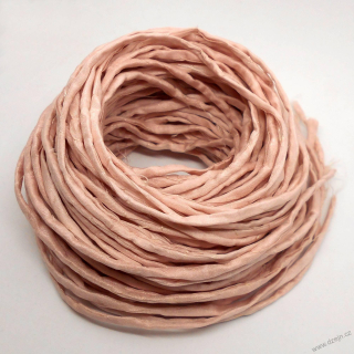 Hedvábná šňůrka světle růžová, trochu do béžové