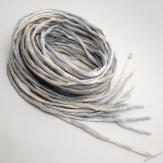 Hedvábná šňůrka světloučká modro-šedá