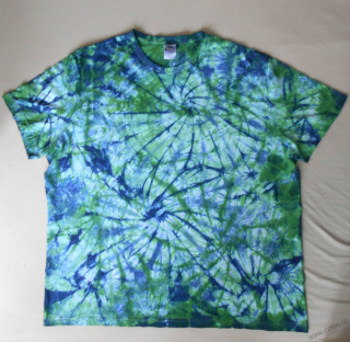 Bílo-modro-zelené batikované triko 4XL