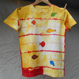 Bílo-žluto-červené dětské tričko s rybičkami (12 let)