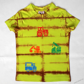 Zeleno-hnědé dětské tričko s traktory, bagrem a náklaďákem (4 roky)