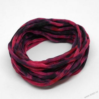 Hedvábná šňůrka silnější červená